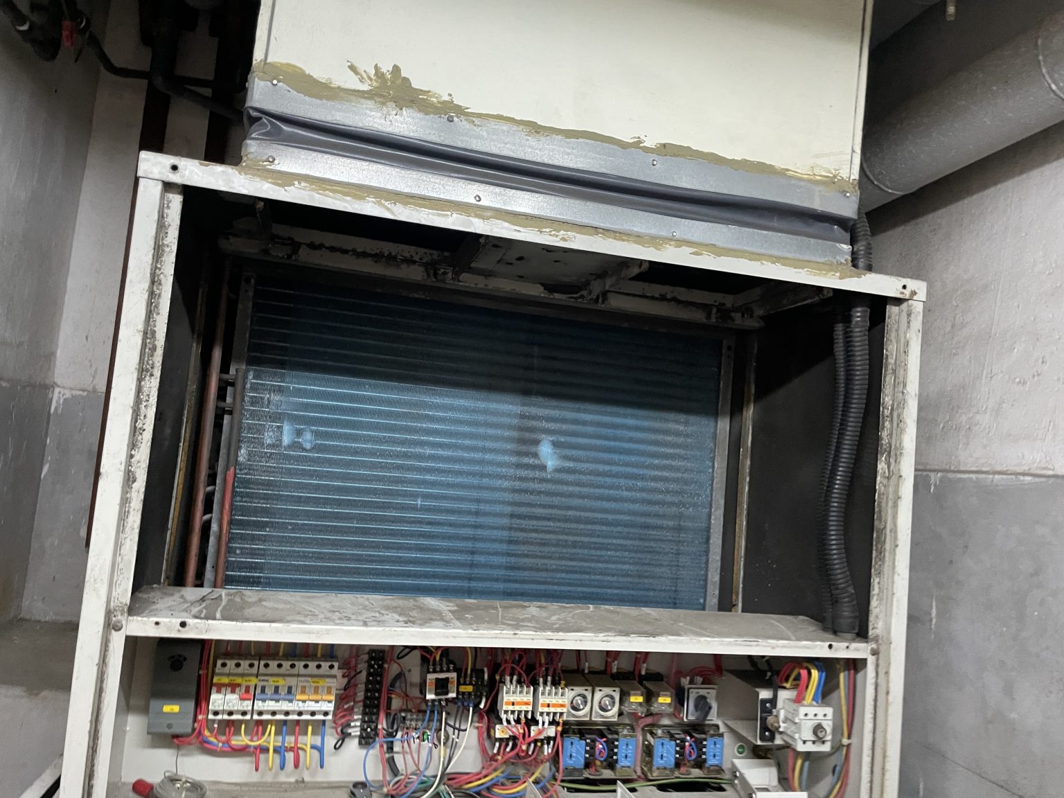 捷力工程公司冷氣工程現場